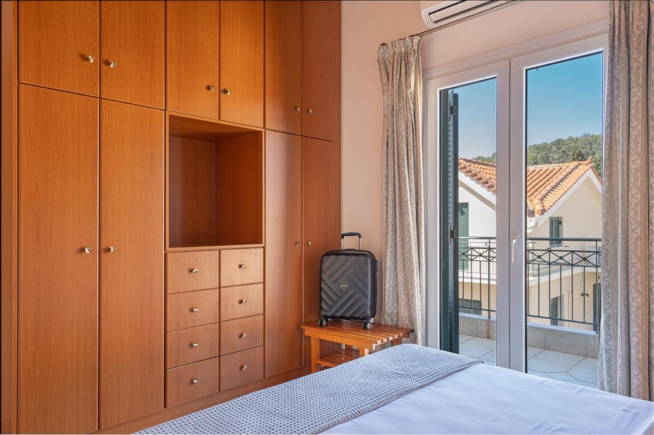 Grand Square Apartment Argostoli  Buitenkant foto