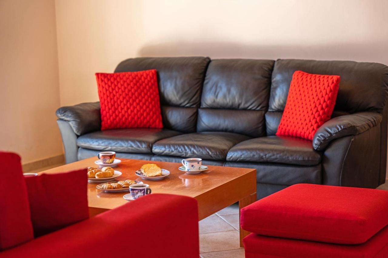 Grand Square Apartment Argostoli  Buitenkant foto
