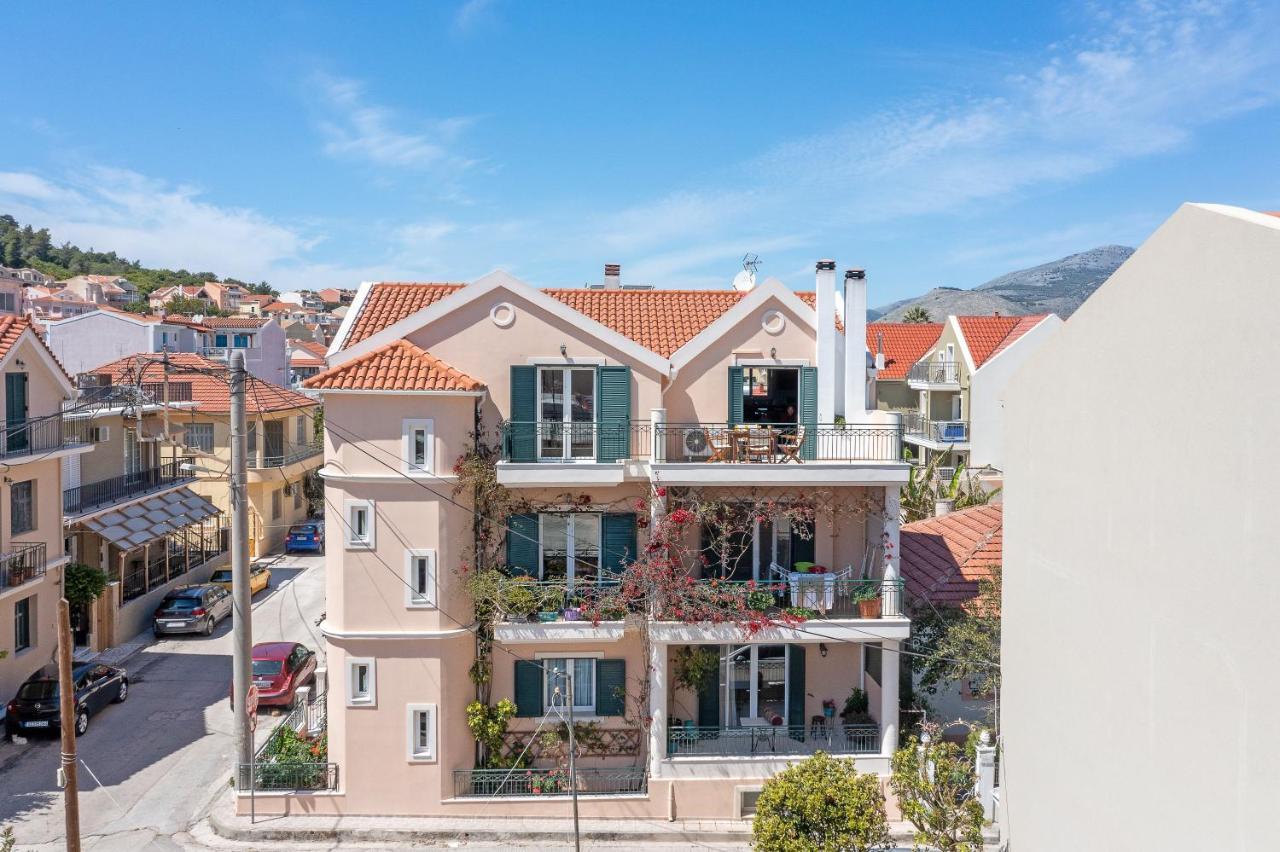 Grand Square Apartment Argostoli  Buitenkant foto